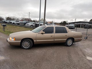 1999 Cadillac Deville Base