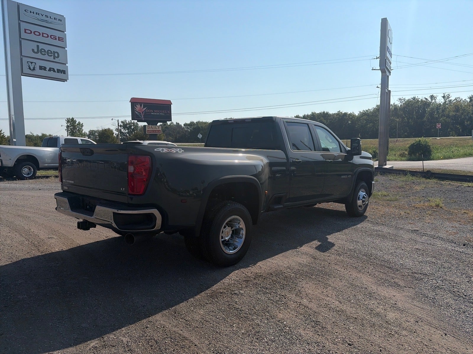 2026 Chevrolet Silverado 3500 HD LT DRW