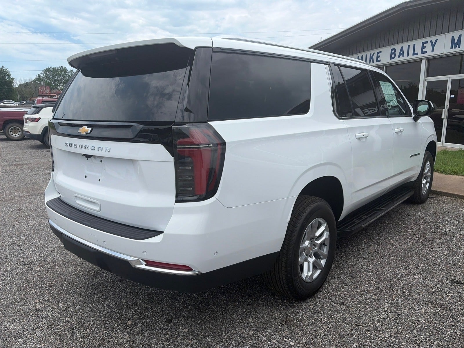 2026 Chevrolet Suburban LS